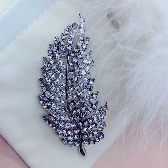 Silver Rhinestone Feather Brooch - Picture 2 of 4